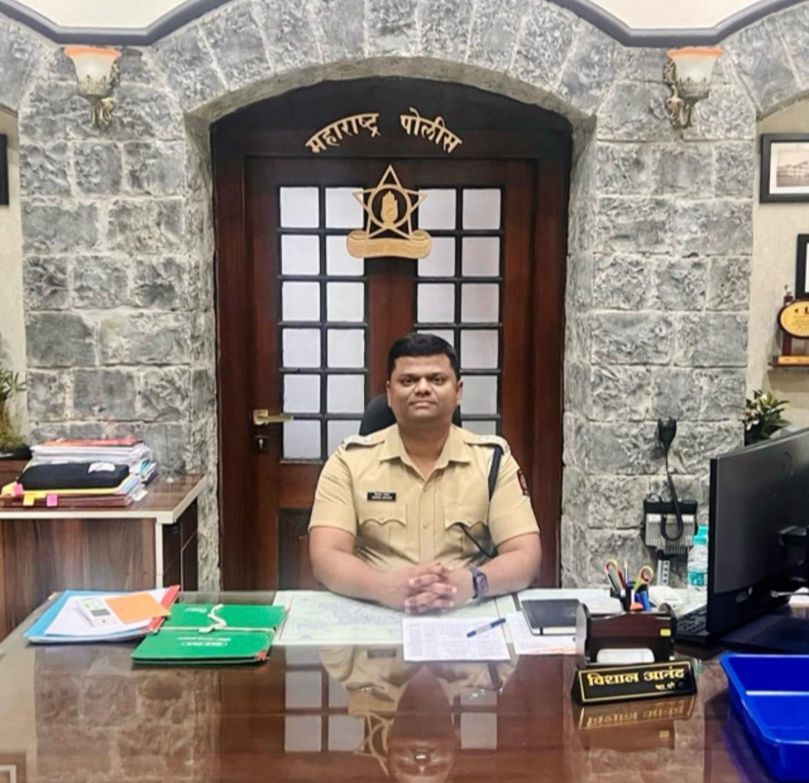 Shri. Vishal Anand, I.P.S., Superintendent of Police, Amravati Rural.